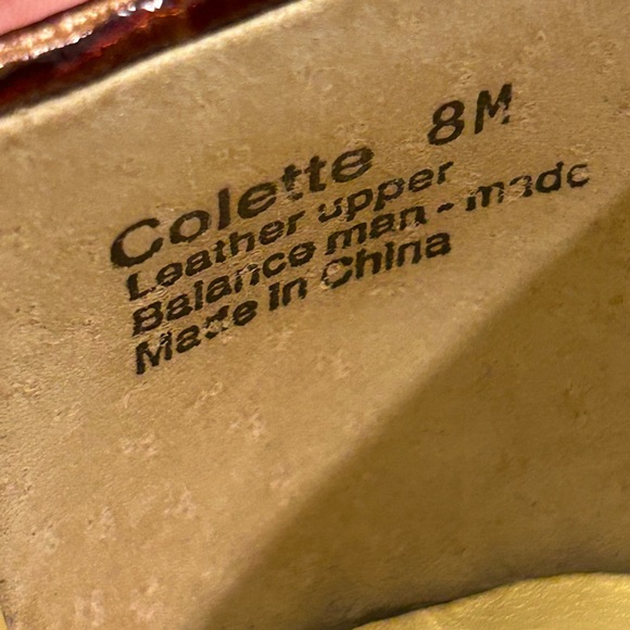 Bellini Women’s Colette Crocodile-Embossed Leather Kitten Heel Pumps 8M - Picture 6 of 6